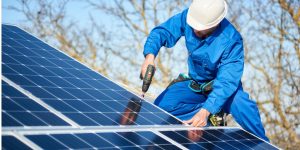Installation Maintenance Panneaux Solaires Photovoltaïques à Merignat